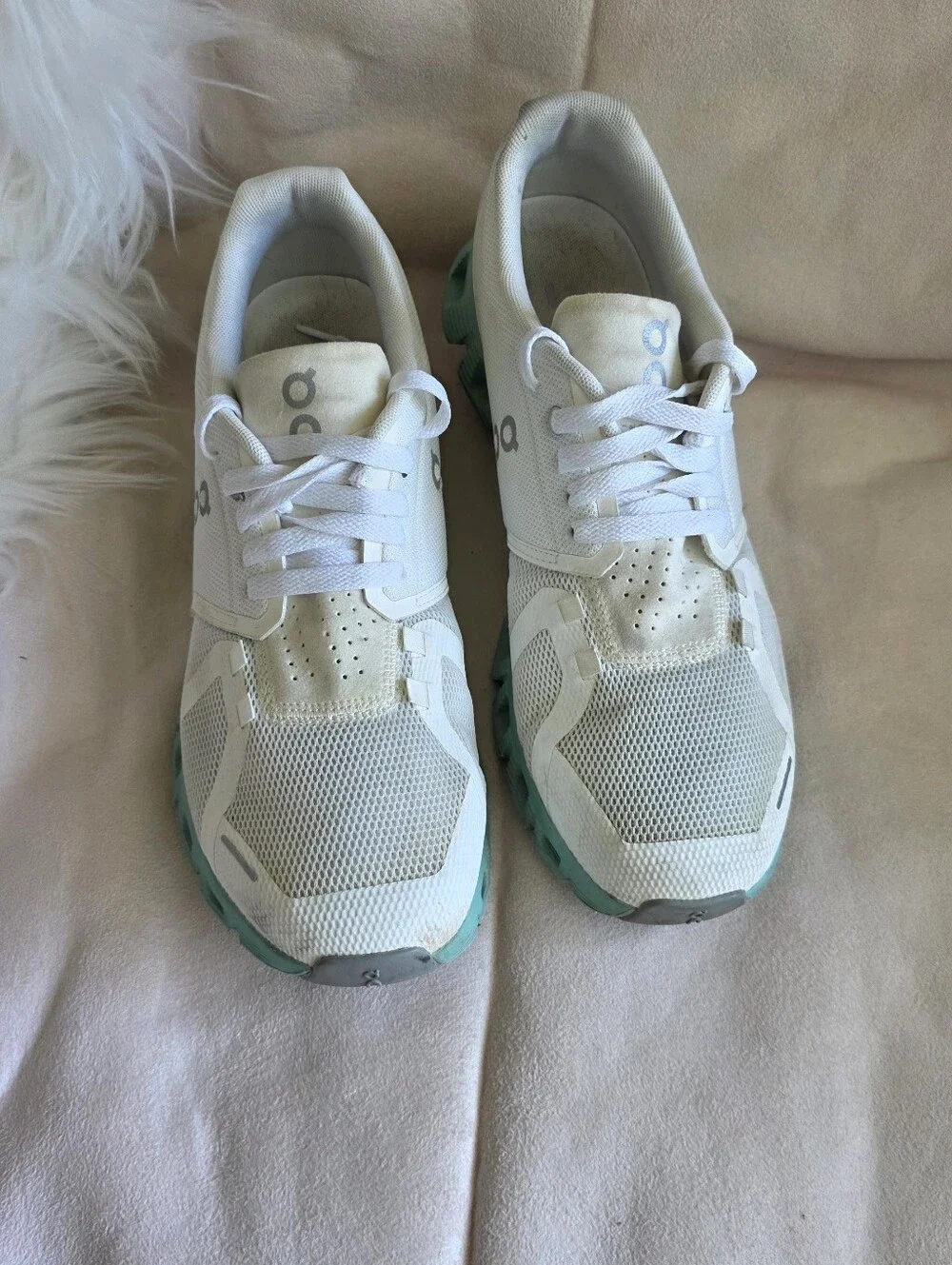 On Cloud 5 Running Shoes/Sneakers Size 10